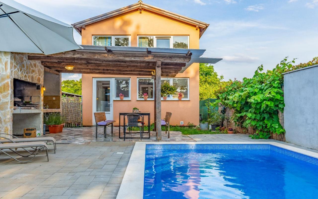 Villa Iness 메덜린 외부 사진